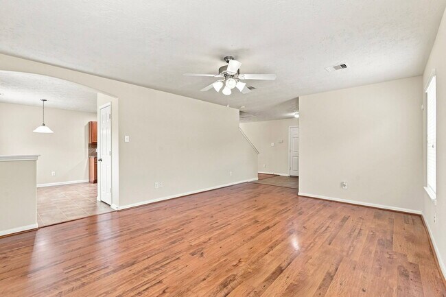Building Photo - 12563 Chiswick Rd