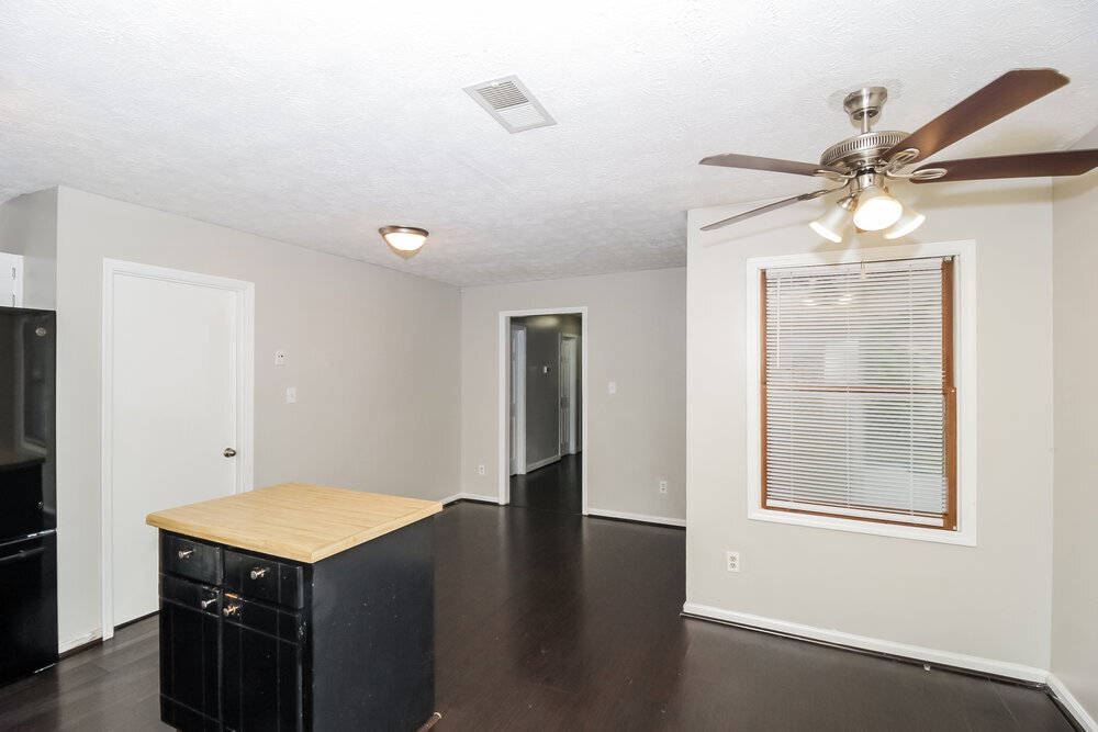 Building Photo - 147 Old Mill Trail SW