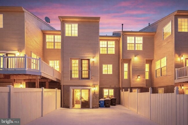 Building Photo - 618 Berwick Ct