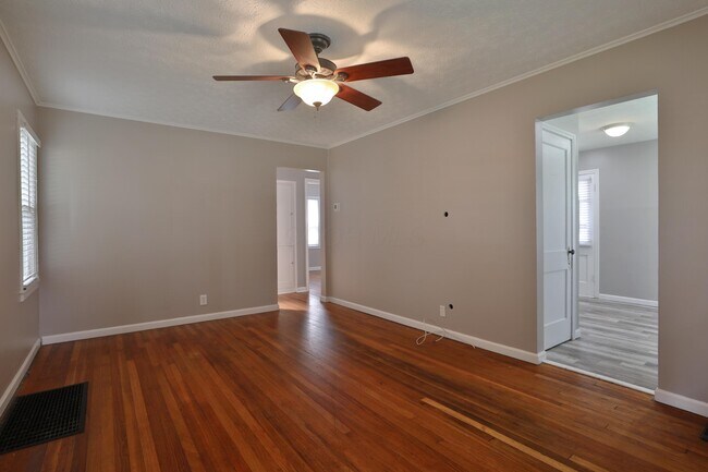 Building Photo - 2725 Allegheny Ave