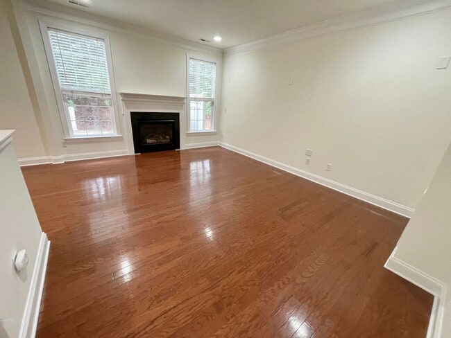 Building Photo - 9519 Dellbrook Ct