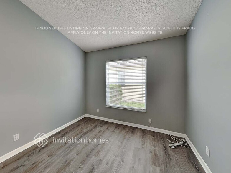 Building Photo - 7567 Stirling Bridge Blvd N