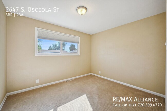 Building Photo - 2647 S Osceola St