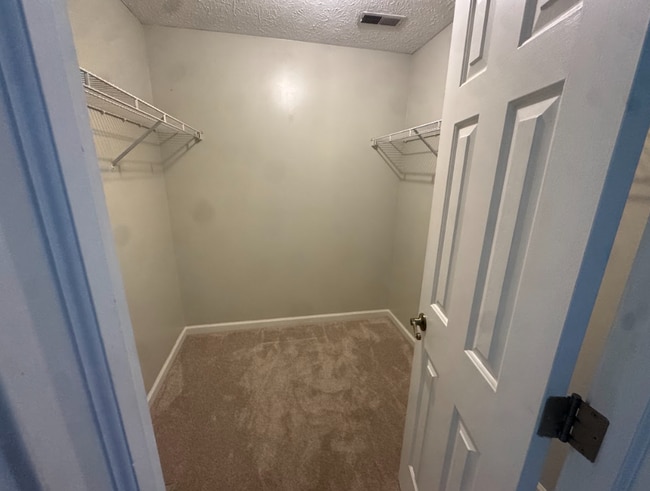 Building Photo - 778 Kingston Cir