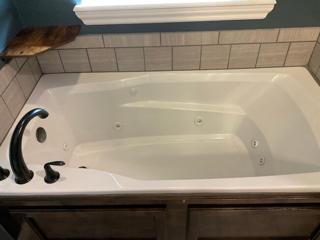 Building Photo - 20535 Autumn Trail