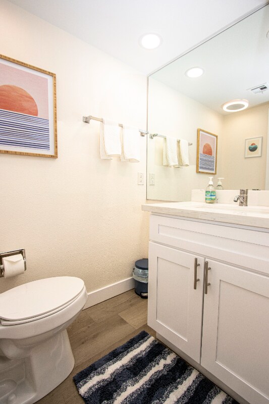 Building Photo - 37640 Los Cocos Dr E