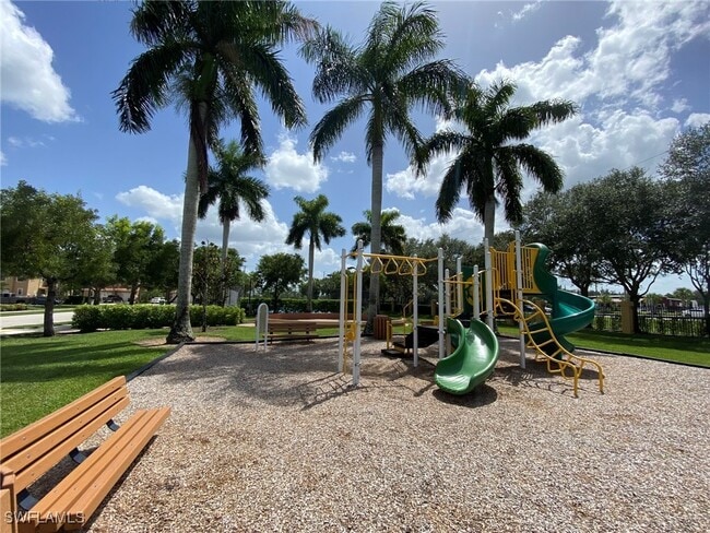 Building Photo - 7472 Bristol Cir