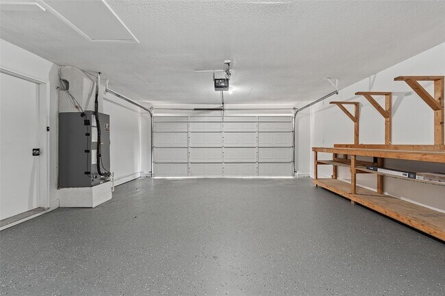 Building Photo - 47 Kathy Dr