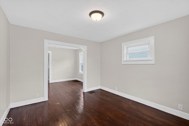 Building Photo - 937-939 N Drexel Ave