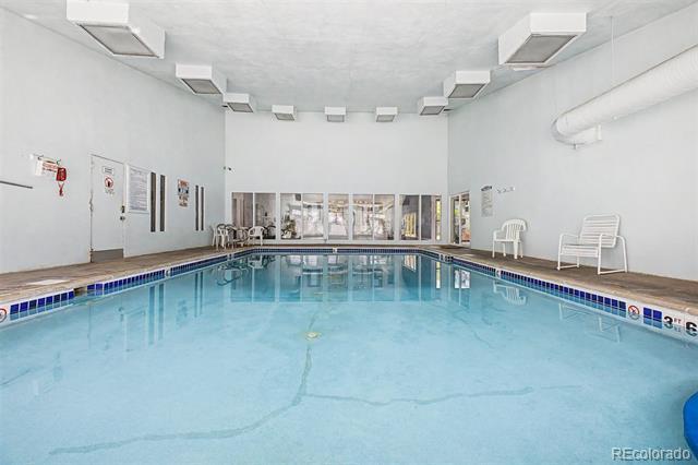 Building Photo - 7665 E Eastman Ave