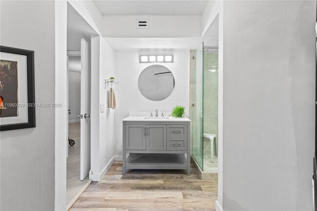 Building Photo - 10401 W Broward Blvd