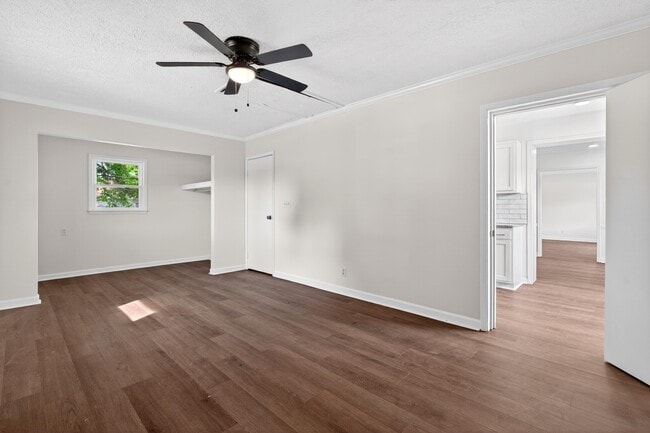 Building Photo - 3325 Kramers Ln