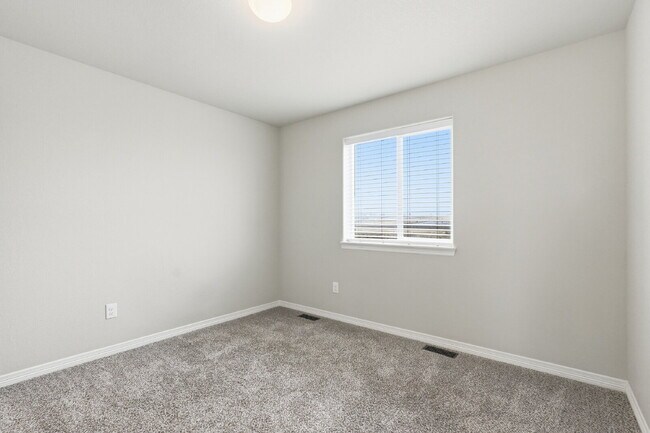 Building Photo - $2,240.95, 3 bed, 2.5 bath located in Colorado Springs with a large backyard.