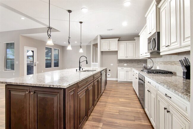 Building Photo - 5203 Kingship Ct