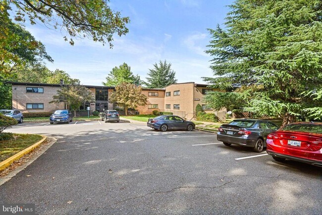 Building Photo - 7857 Enola St