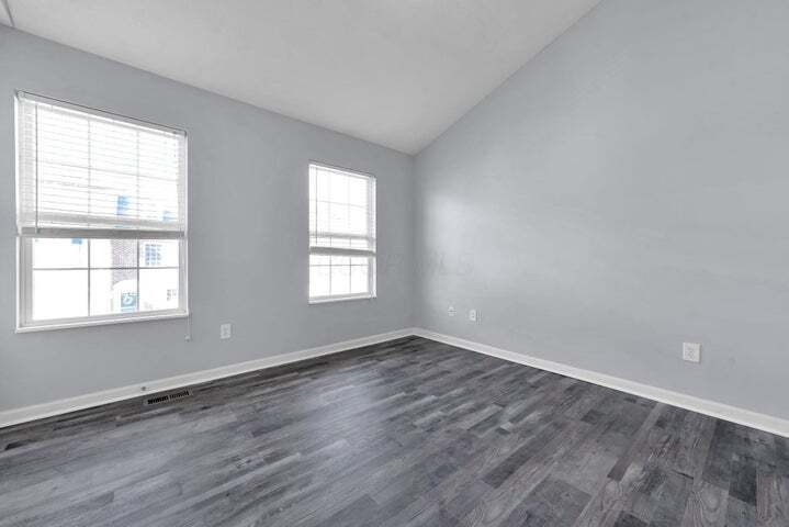 Building Photo - 8326 Bruntsfield Rd