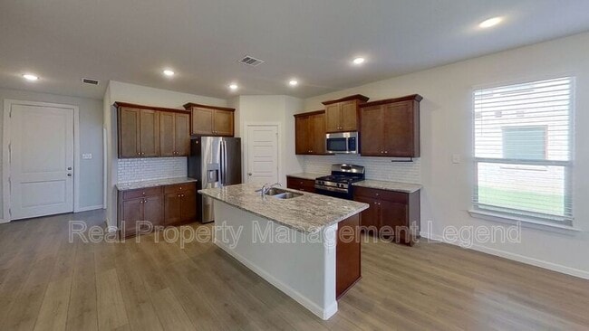 Building Photo - 442 Diamond Creek Dr