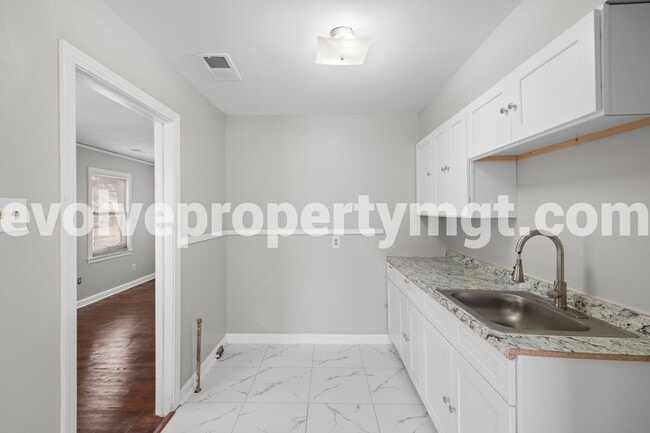 Building Photo - 4311 Judy Cove