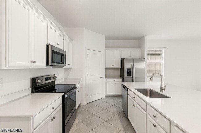 Building Photo - 2525 Kona Wy