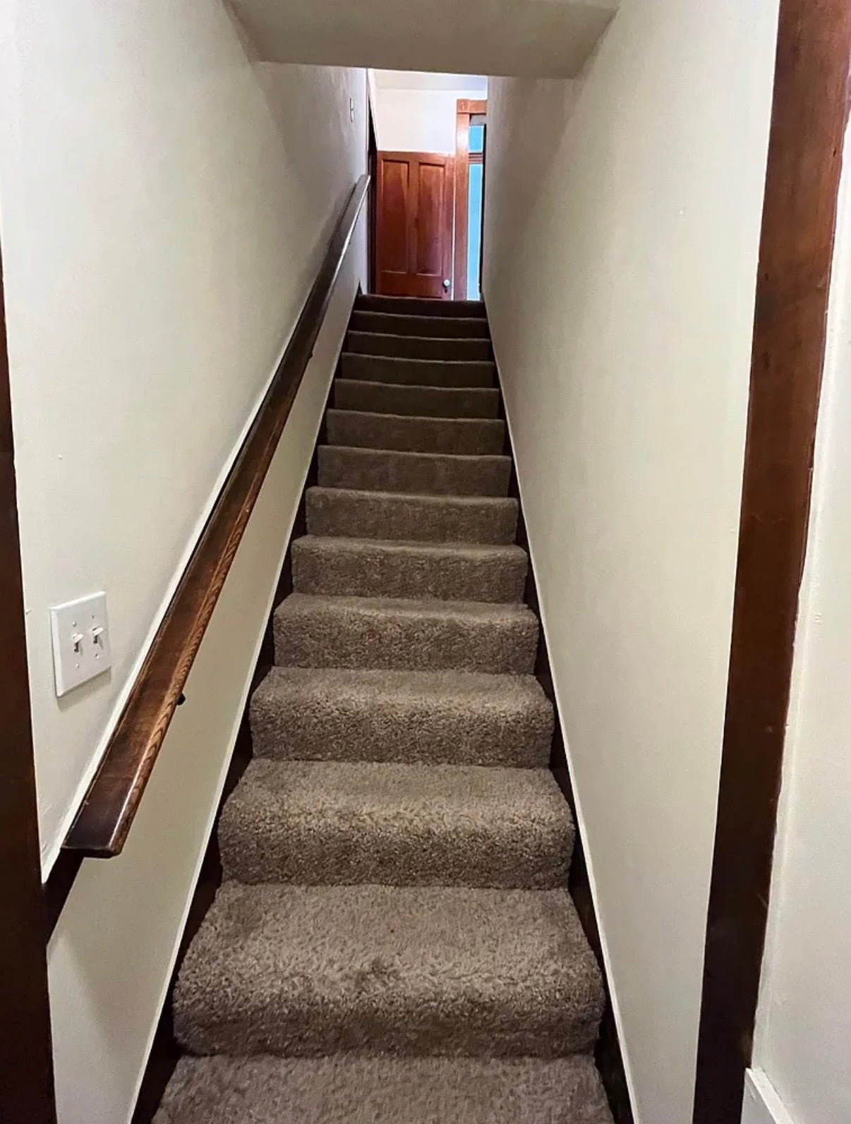 Building Photo - 722 Hutchins Ave