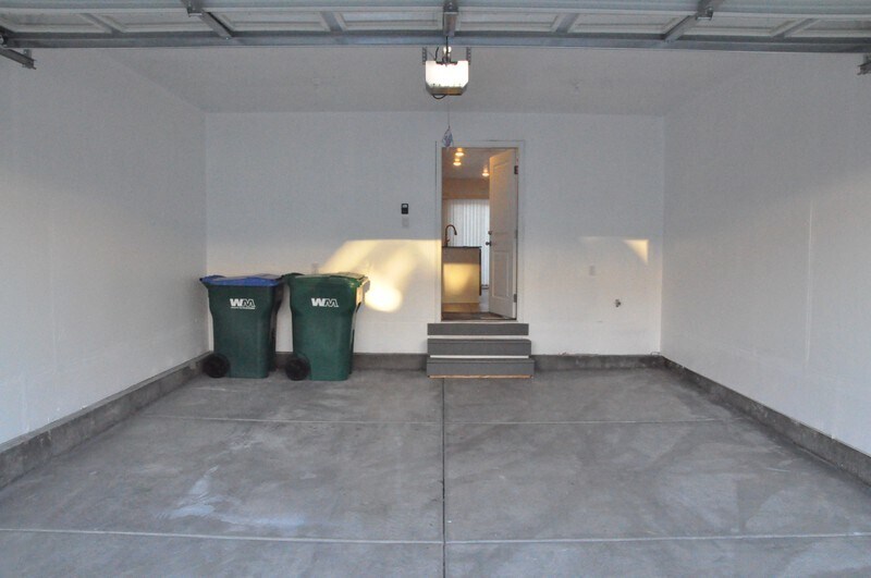Building Photo - 867 N 3540 W