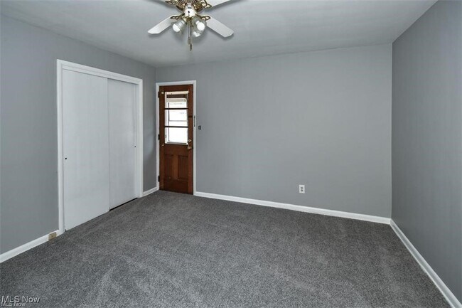 Building Photo - 2344 Westmoor Rd