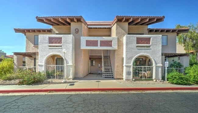 Building Photo - READY TO VIEW NOW! -HALF OFF FIRST MONTH R...