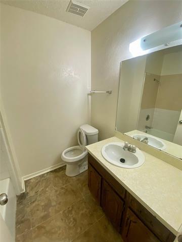 Building Photo - 7513 Meadowbrook Dr
