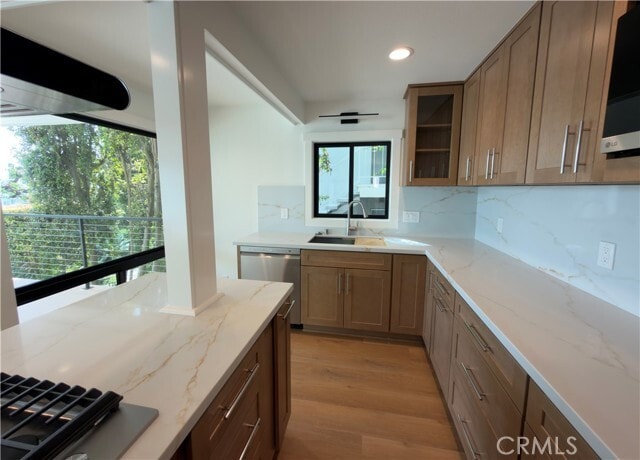 Building Photo - 230 Fairview St