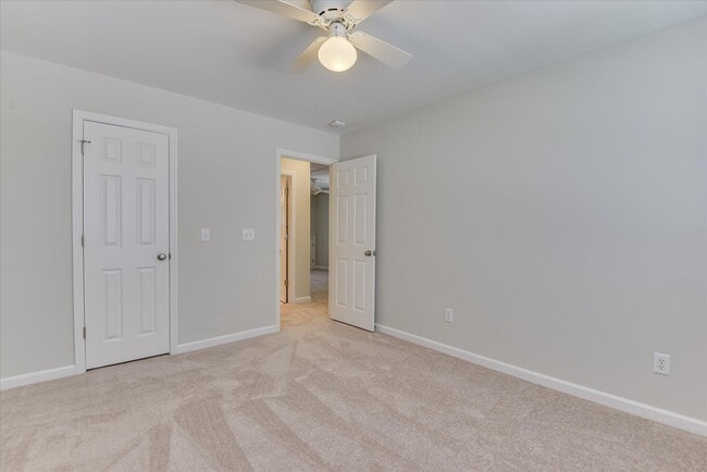 Building Photo - 9 Juniper Loop