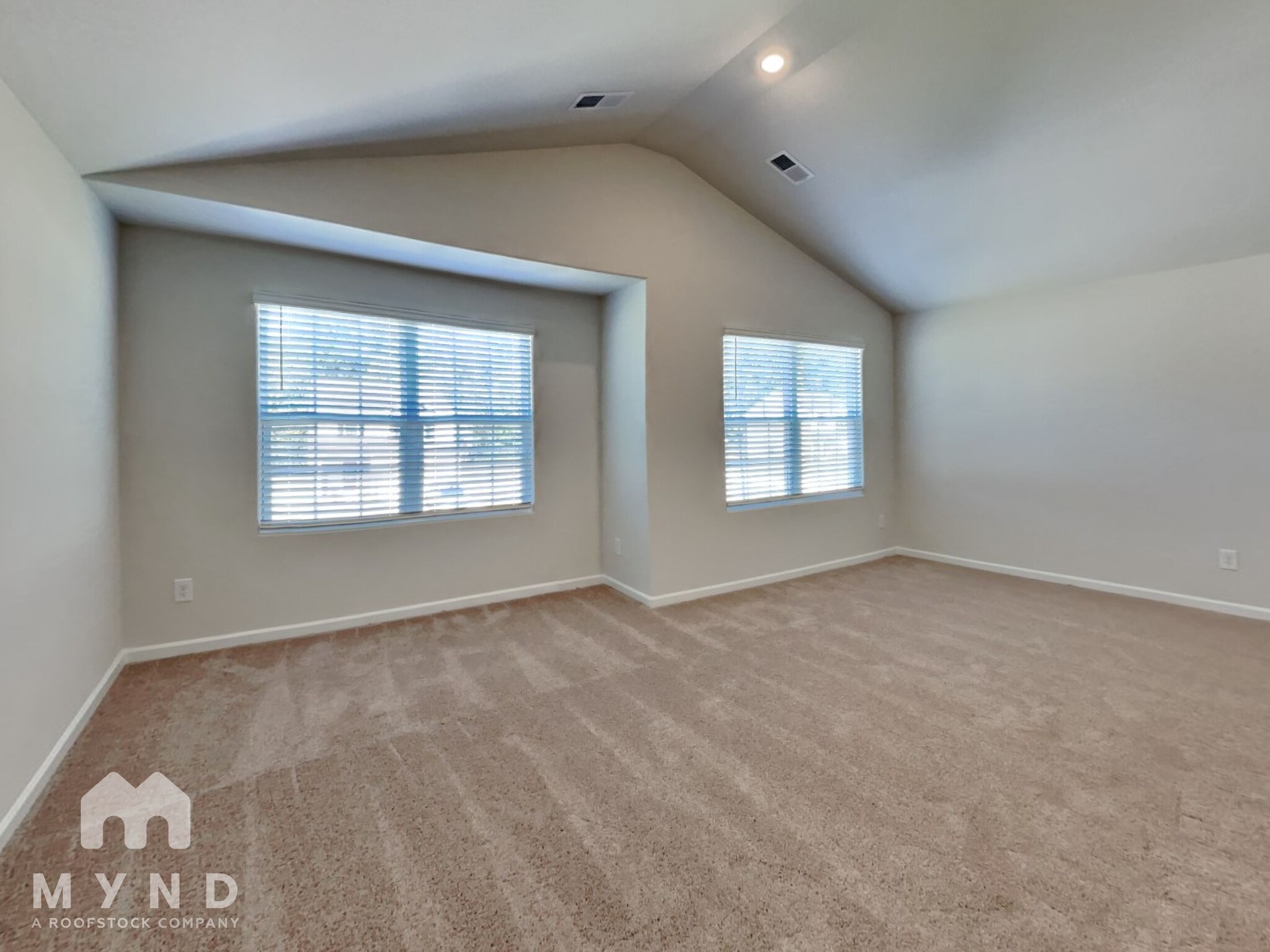 Building Photo - 138 Taverners Ln