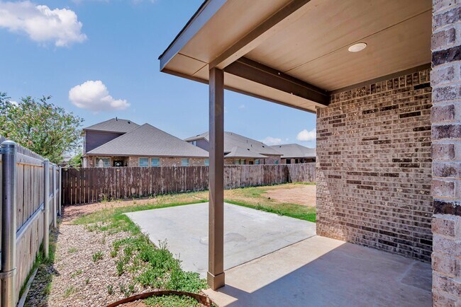 Building Photo - 7017 Kate Reed Dr