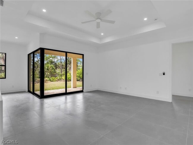 Building Photo - 6161 Feise St