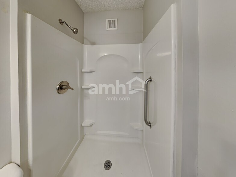 Building Photo - 3309 Stadler Dr
