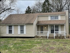Building Photo - Three bedroom two bath Mt. Juliet just remodeled only $2,100