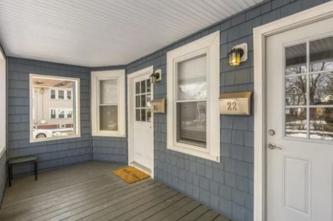 Building Photo - 22 Martin St