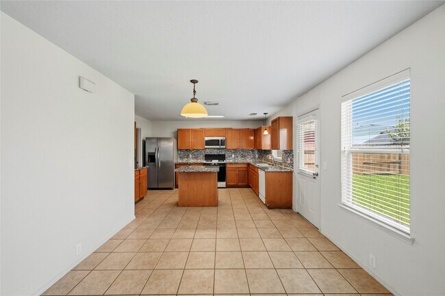 Building Photo - 14954 Sugar Sands Dr