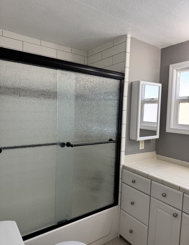 Building Photo - 220 E Home St