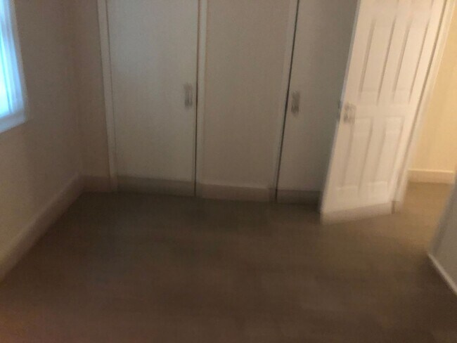 Building Photo - Azalea Apartments