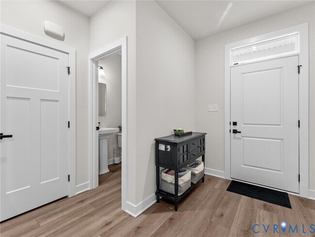 Building Photo - 8762 Kingsland Pk Ter