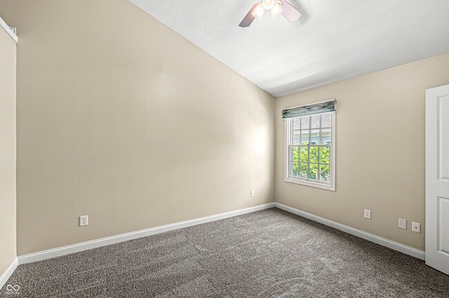 Building Photo - 12764 Edgemont Way
