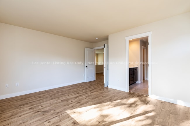 Building Photo - 22843 SE 263rd St
