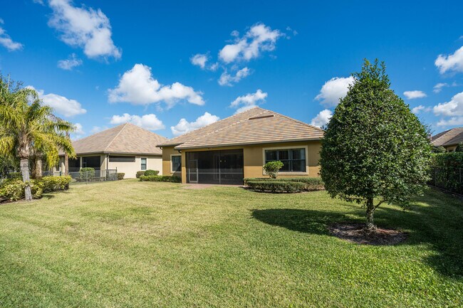 Building Photo - 4127 Siena Cir
