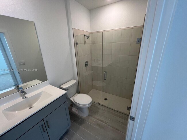 Building Photo - 109 SW 170th Ave