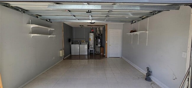 Building Photo - 3412 Palm Beach Dr