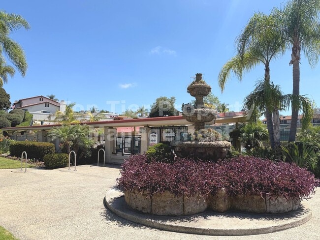 Building Photo - ***Charming 2 bed / 2 bath Townhome in Coastal Carlsbad - Available NOW***