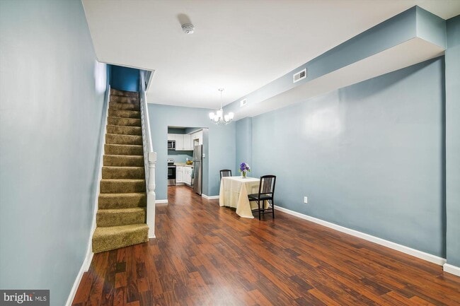 Building Photo - 1648 Normal Ave