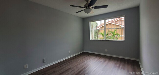 Building Photo - 9033 Wiles Rd