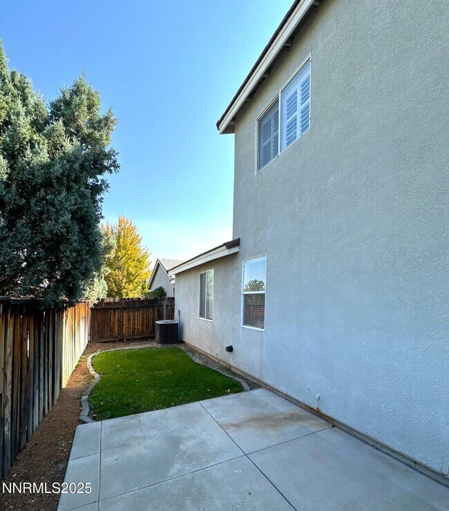 Building Photo - 10407 Summershade Ln