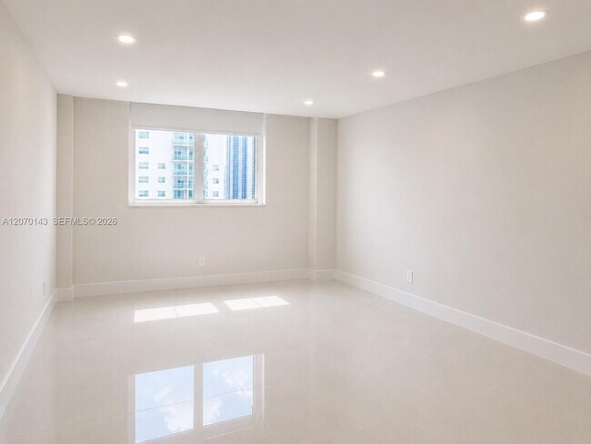 Building Photo - 19390 Collins Ave